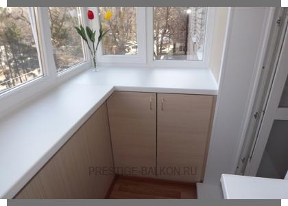 Теплое остекление пластиковыми окнами с выносом подоконника в Одинцово