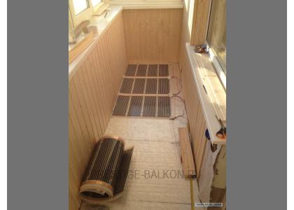 Теплое остекление лоджии пластиковыми окнами с теплым пленочным ИК полом в Одинцово