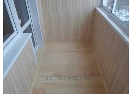 Теплое остекление балкона пластиковыми окнами со змеевидным водяным теплым полом в Одинцово